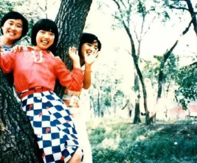 她是第一位在保护战线殉职的烈士，弟弟接班后，43岁时不幸牺牲