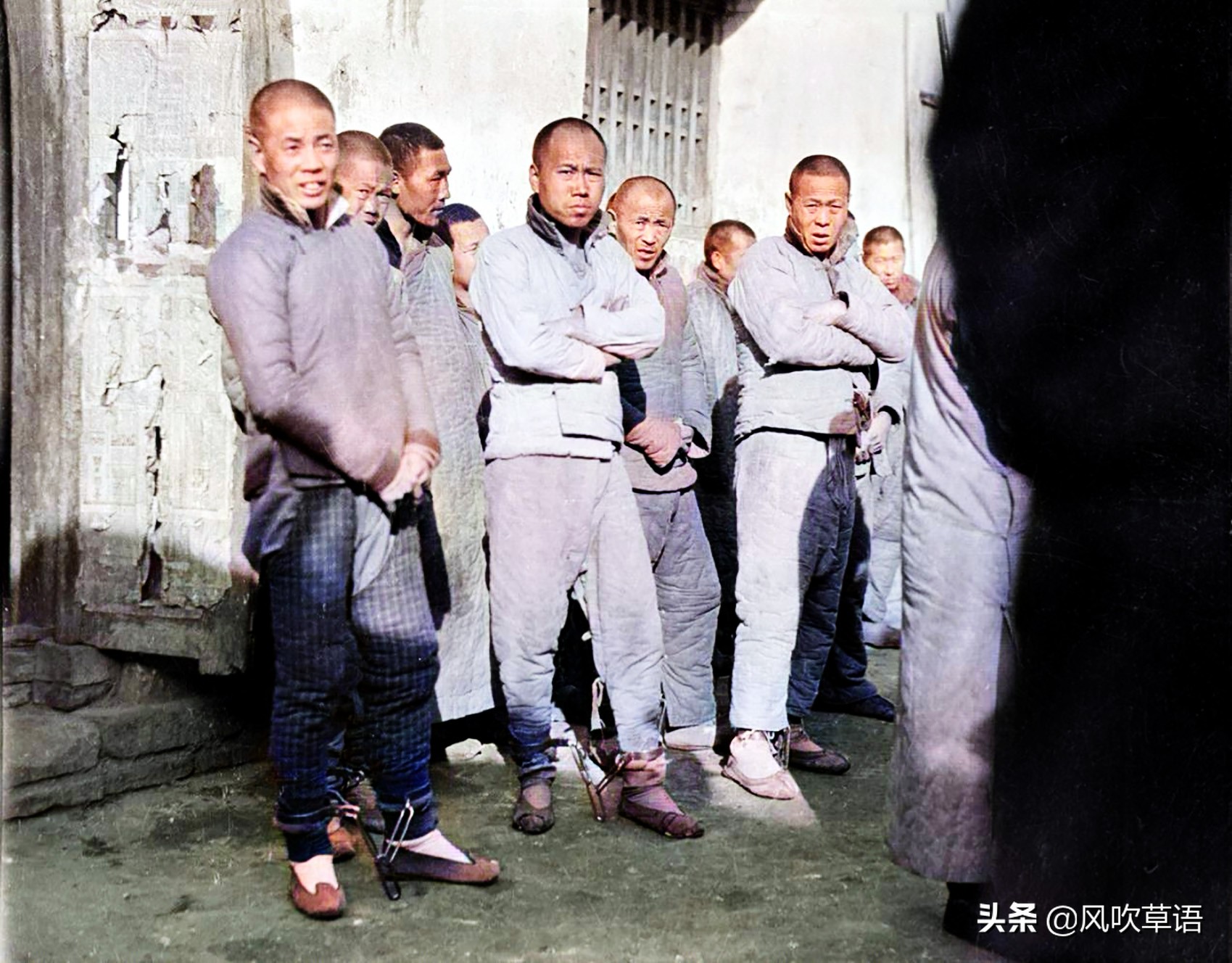 1919年的北京监狱，绞刑架阴森恐怖，囚犯并非面目狰狞