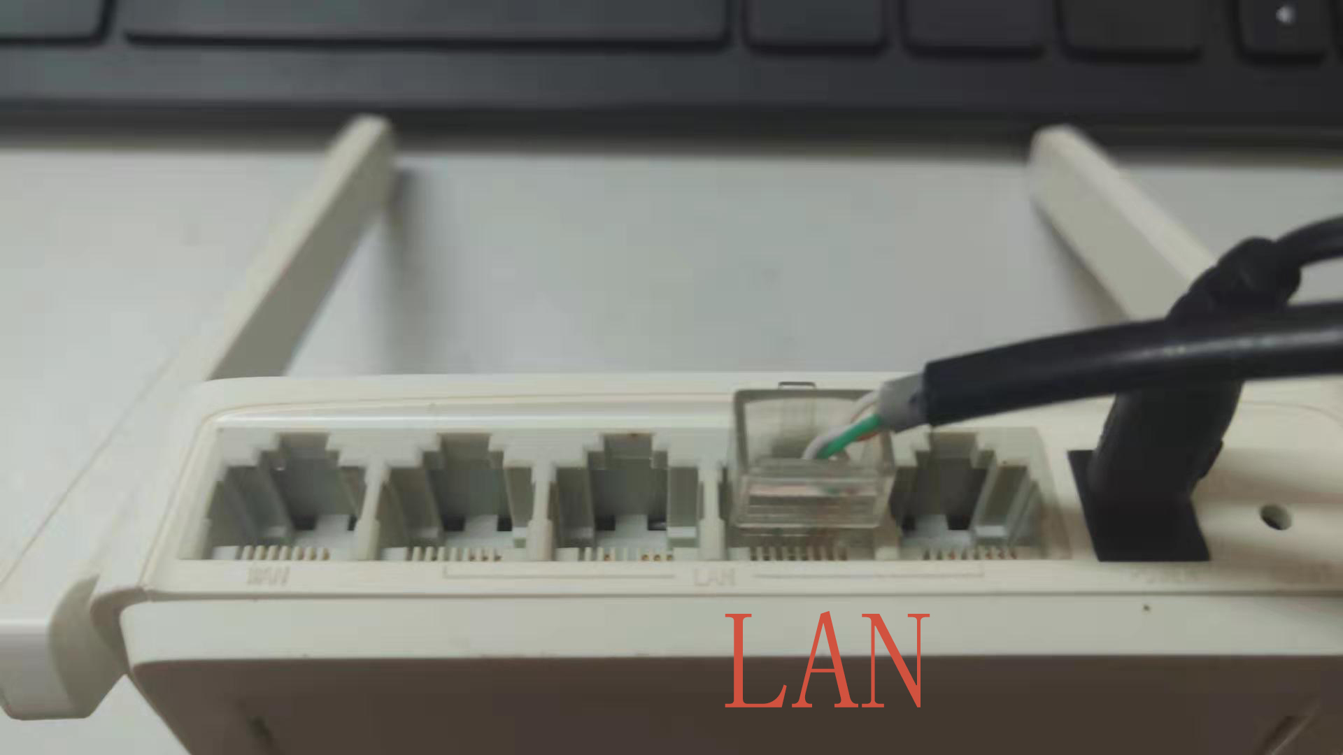 没有网卡和网线电脑怎么连接wifi,没有无线网卡电脑上如何连接wifi