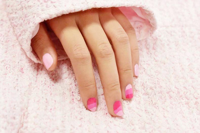 新手指甲油入门安全距离,新手指甲油选什么颜色