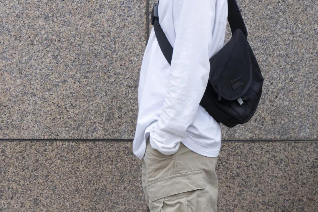 最老款怀旧版双肩背包,30年代复古男士背包