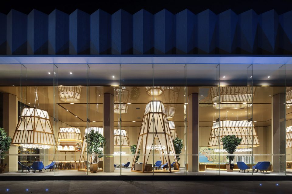 西式平面几何构造重塑当代梦境凉亭——长安鼎峰悦境营销中心