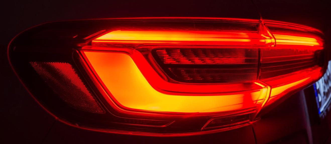 试驾国产宝马x53.0t跑高速,海外宝马x5柴油版冷启动