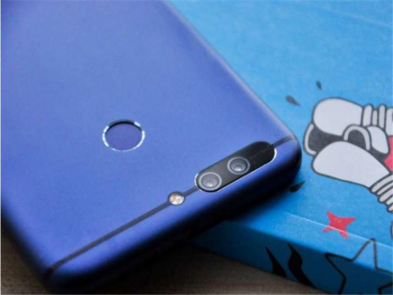 荣耀v9和荣耀20青春版屏幕对比,华为手机荣耀v9评测