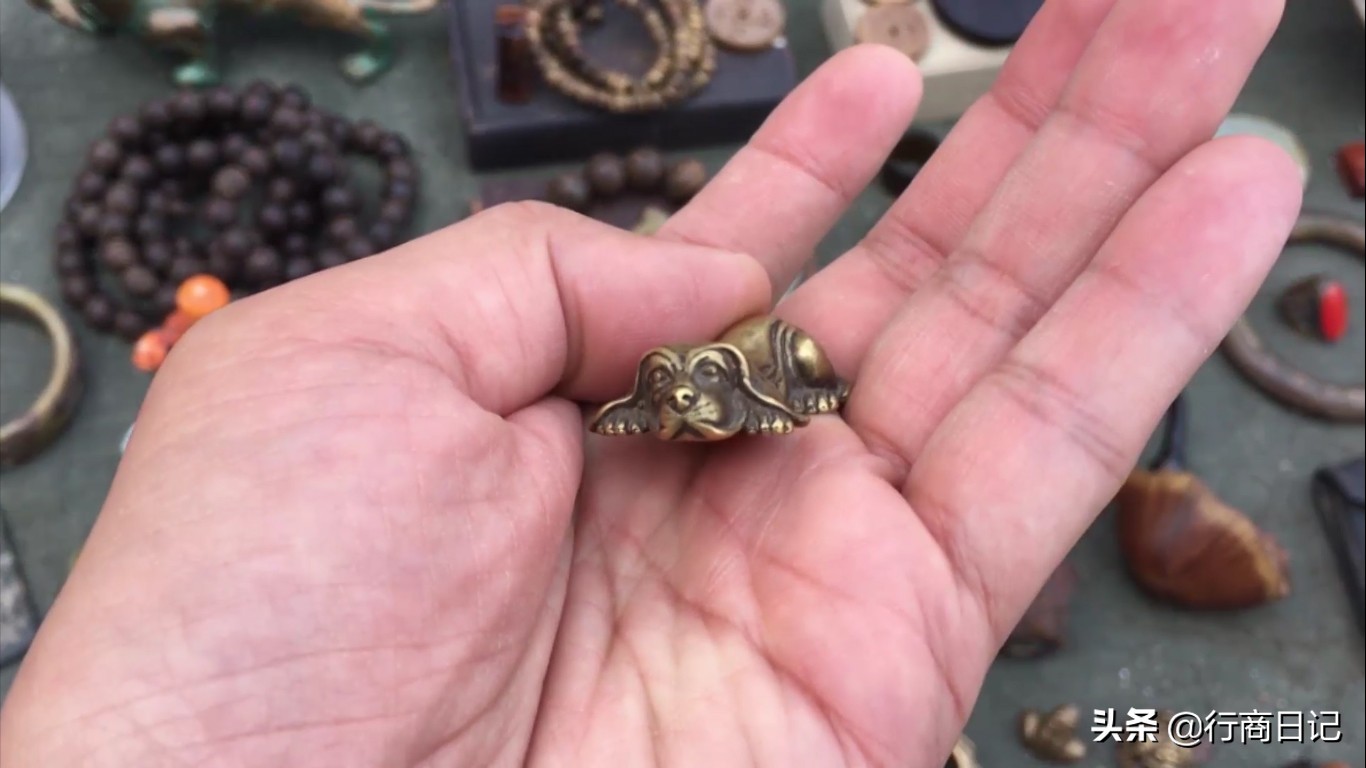 府庙古玩地摊每周日大集,每周四古玩集市