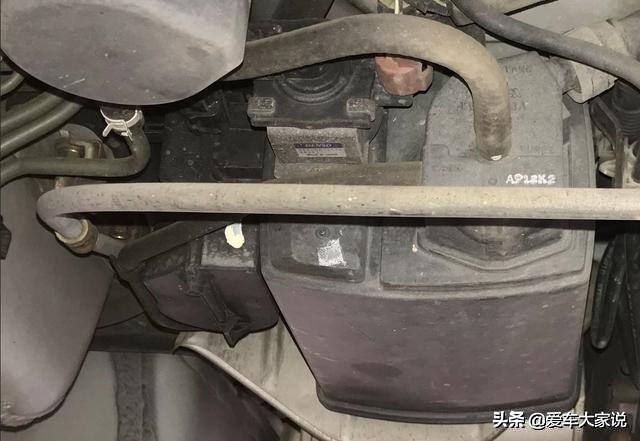 摩托车加油太满燃油进碳罐,加油过满为什么会对碳罐造成伤害