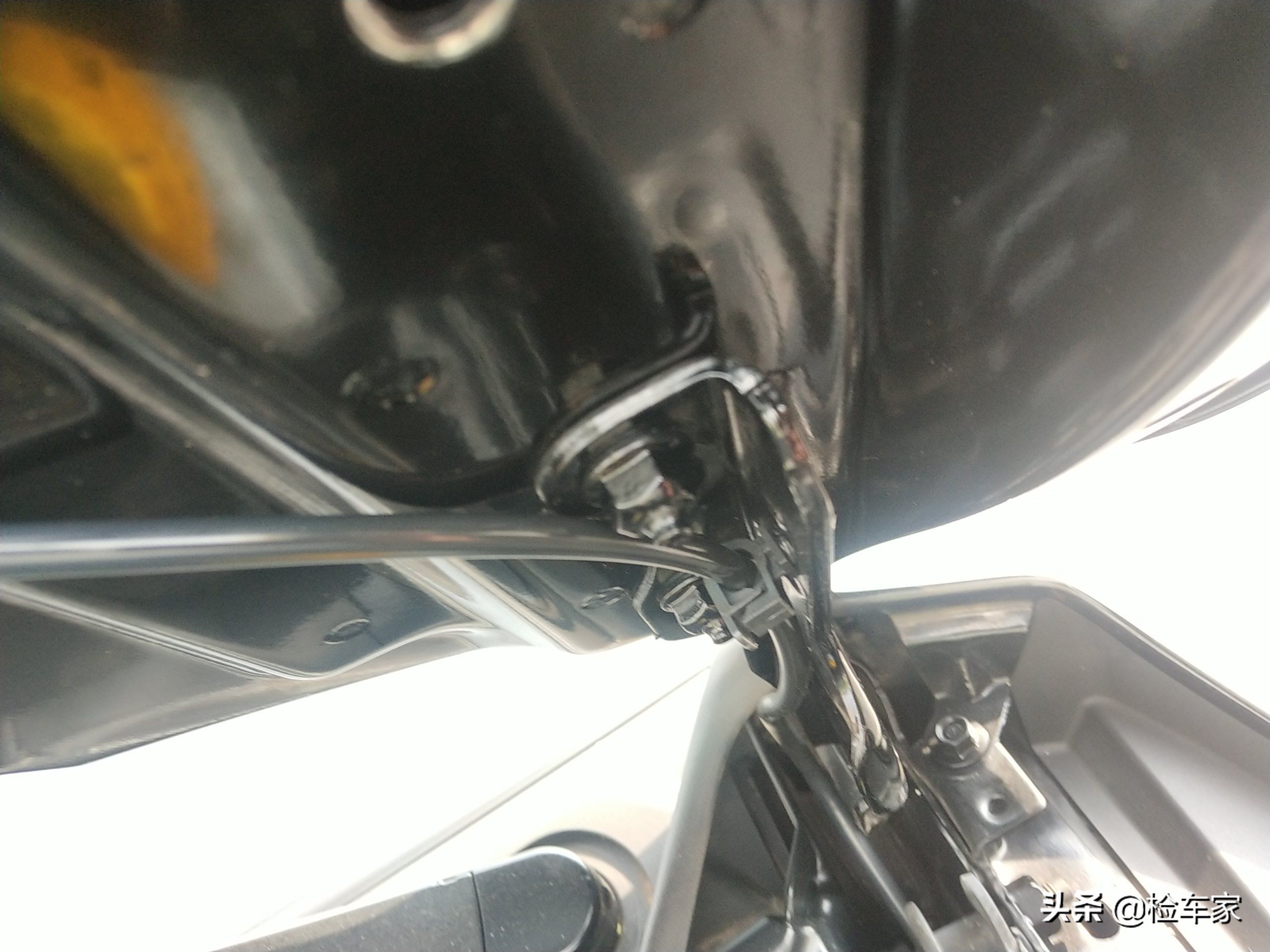 经典款大切诺基越野车,大切诺基越野最好的车型