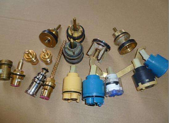 水龙头关不住了怎么办？是什么原因导致的水流不止？