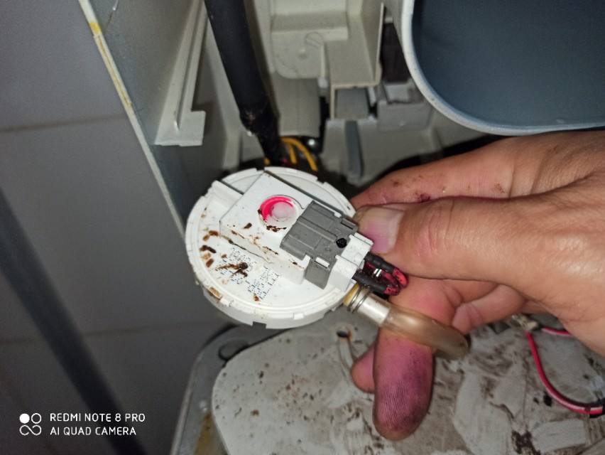 海尔家家喜洗衣机e6维修,海尔小神童洗衣机显示e6什么意思