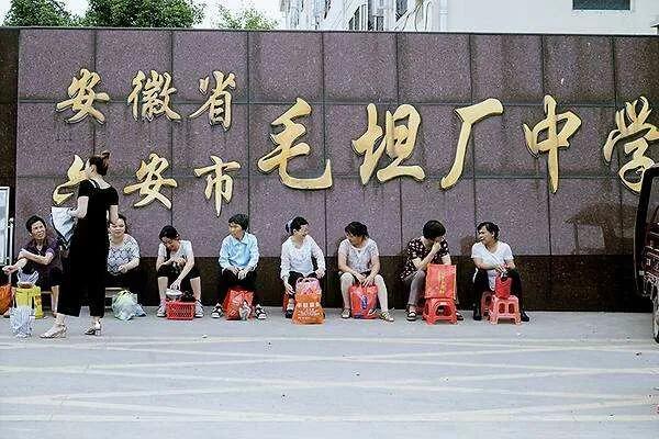 国家打击校外培训包括兴趣班吗,国家大力提倡校外培训