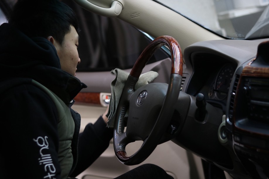 怪兽修车:修复一辆09款中东版丰田霸道,最终旧车变新车