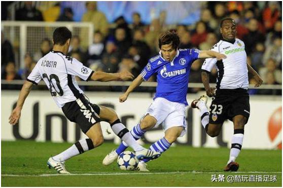 武磊成为首位欧战进球的中国球员,中国十大前锋武磊