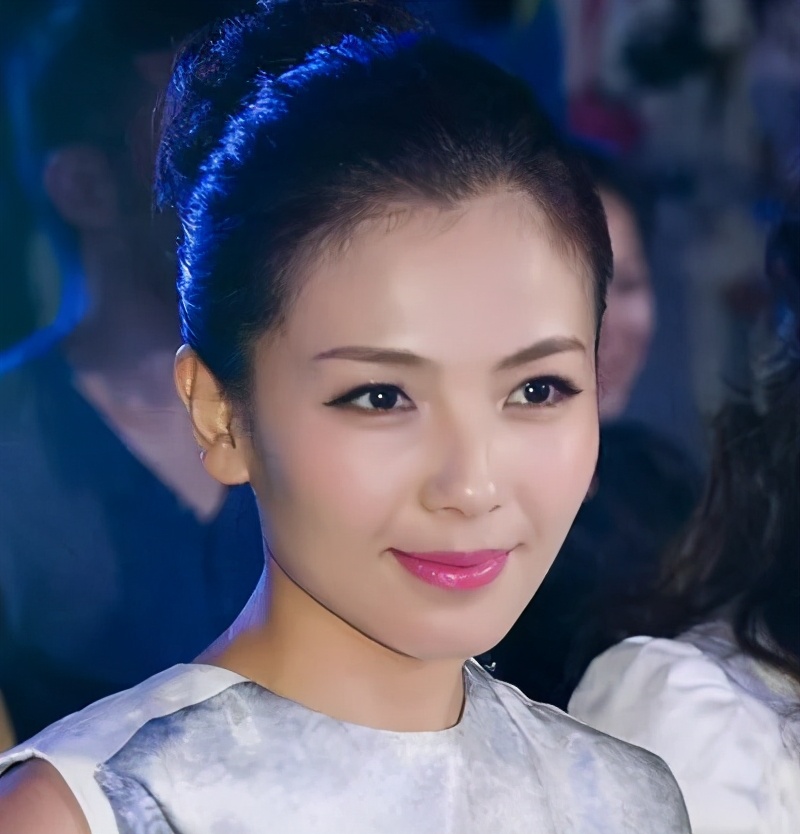 不同女明星仿妆,不同女明星扮丑