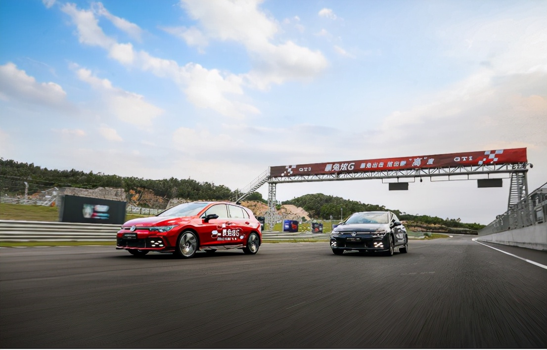 赛道试驾第八代高尔夫,全新高尔夫gti全网最硬核pk