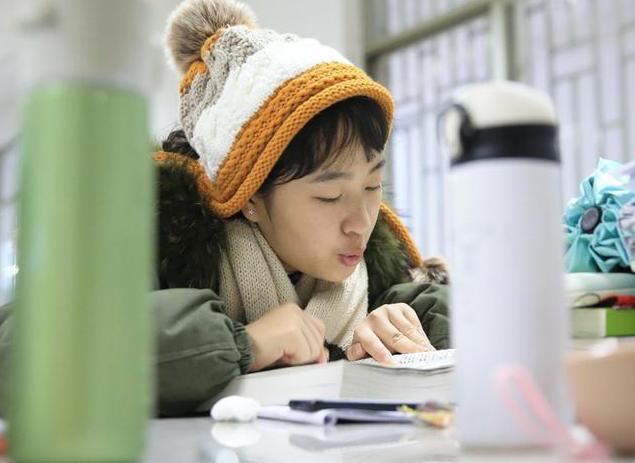 怎样复习高数才不会挂科,大一高数考试小技巧