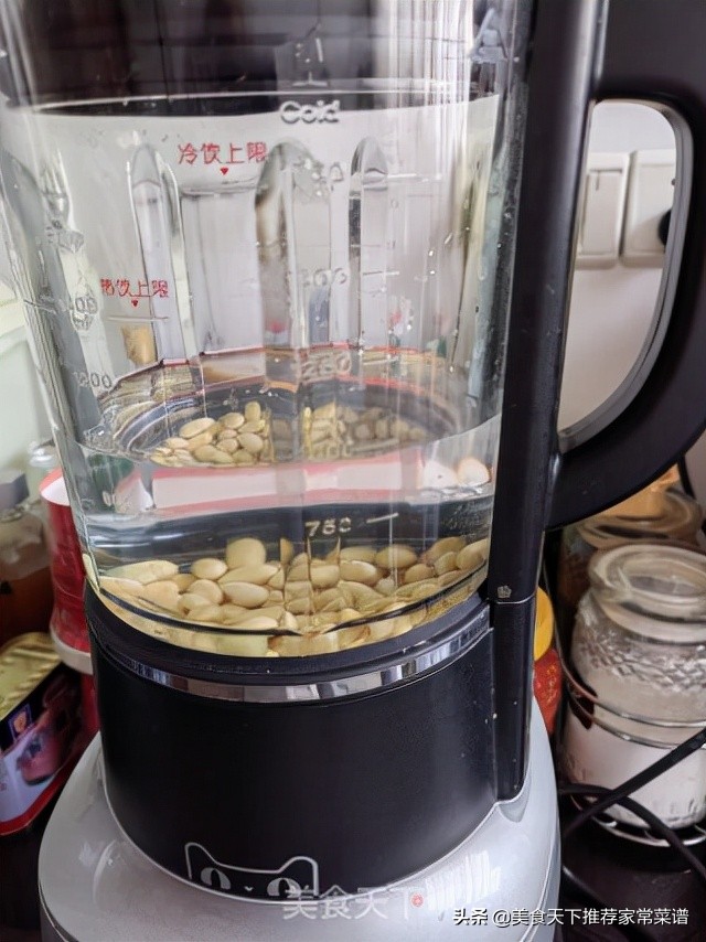 美食视频大全炸小油条做法,炸油条美食视频做法大全