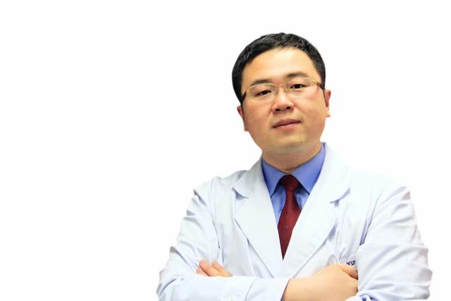 劳累手指关节僵硬疼痛擦什么药,过度劳累后手指僵硬胀痛