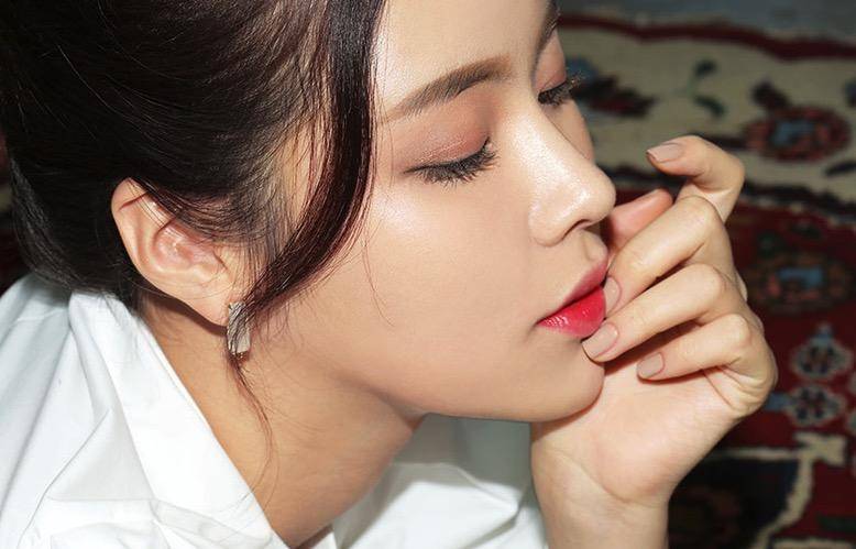 睫毛膏的教程新手,好用的睫毛膏平价新手使用