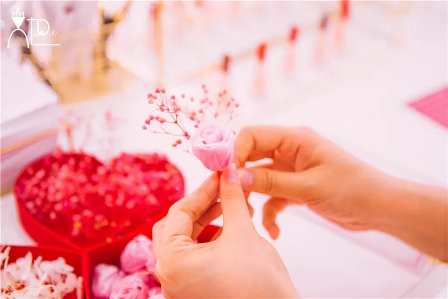 岛城空降信号站？心动预警，前方高甜……“别人家男友”七夕教学