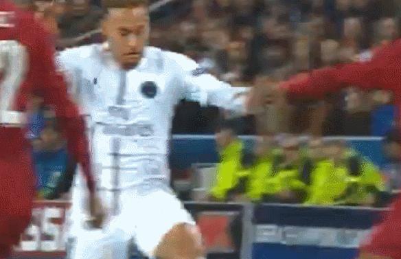 利物浦马内突破禁区视频,克洛普谈马内犯规