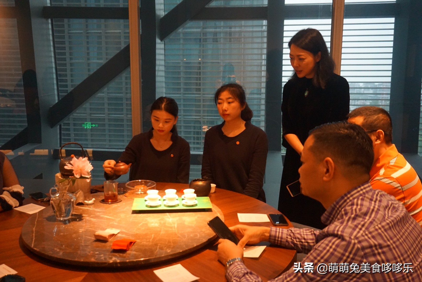 上饍·御上茗|清风不请,自然徐来,谷雨茶时,春意葱茏