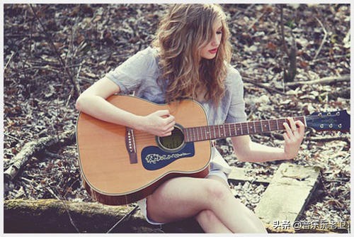 初学吉他难不难,外行眼中的吉他难度