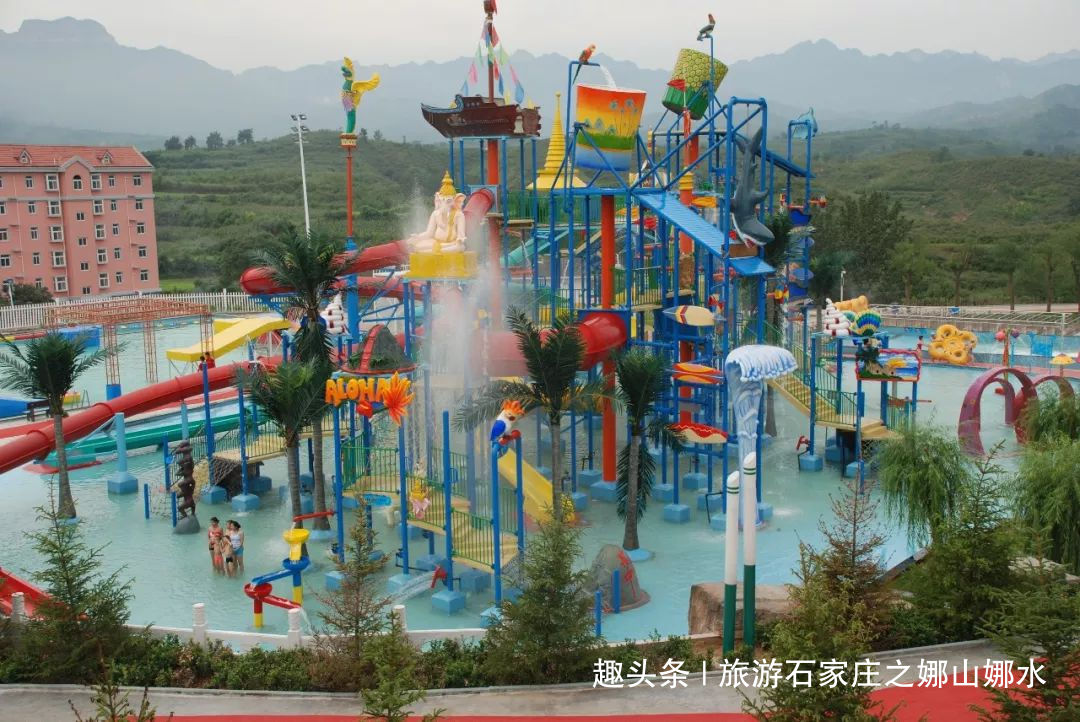 白鹿温泉水上乐园一日游,白鹿温泉加勒比海滩水上乐园团购