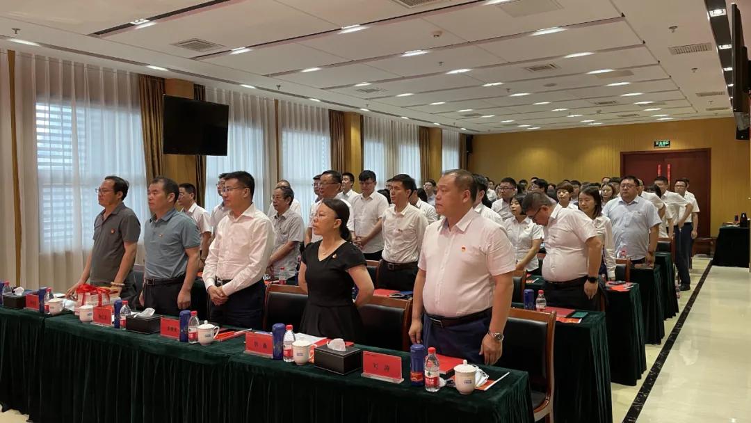 奋斗百年路启航新征程——多维献礼中国*产党共**百年华诞