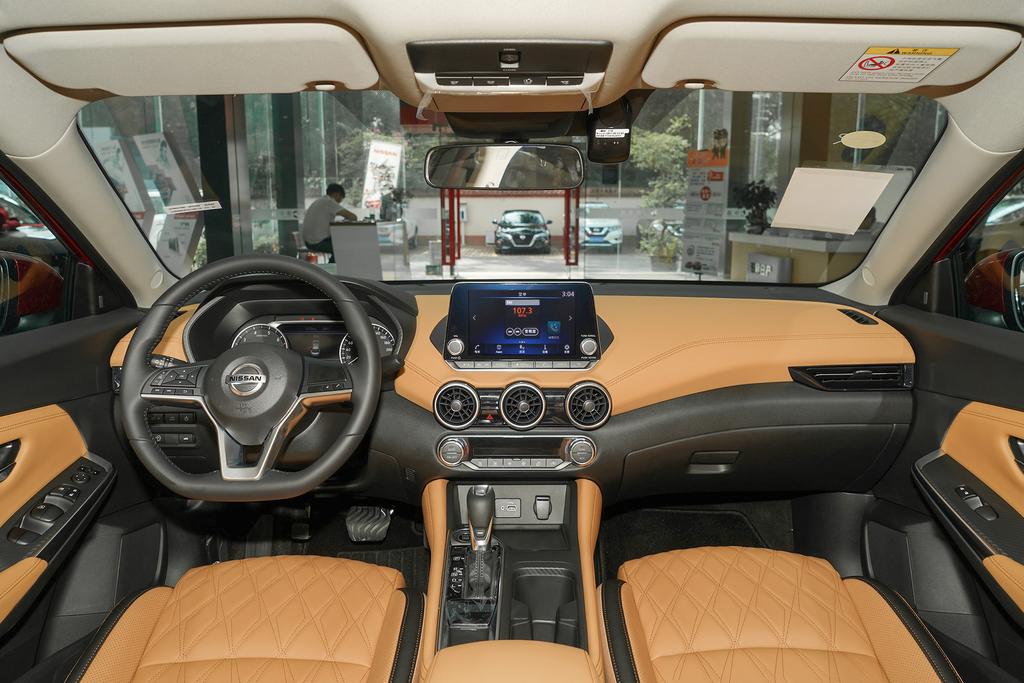 日产轩逸2010款卖了大概多少钱,2013年的日产轩逸能卖多少钱一台