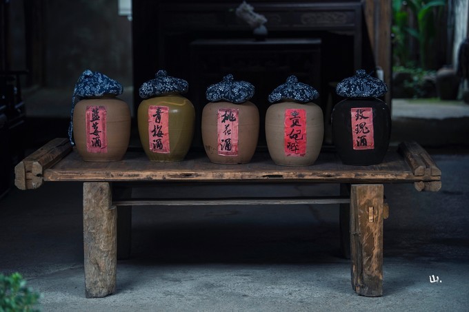 心中有桃花源何处都是山水间,心中若有桃花源何处是水云间