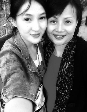 20岁收到上亿礼物,却从不敢认“干爹”,郭美美到底精明在哪?