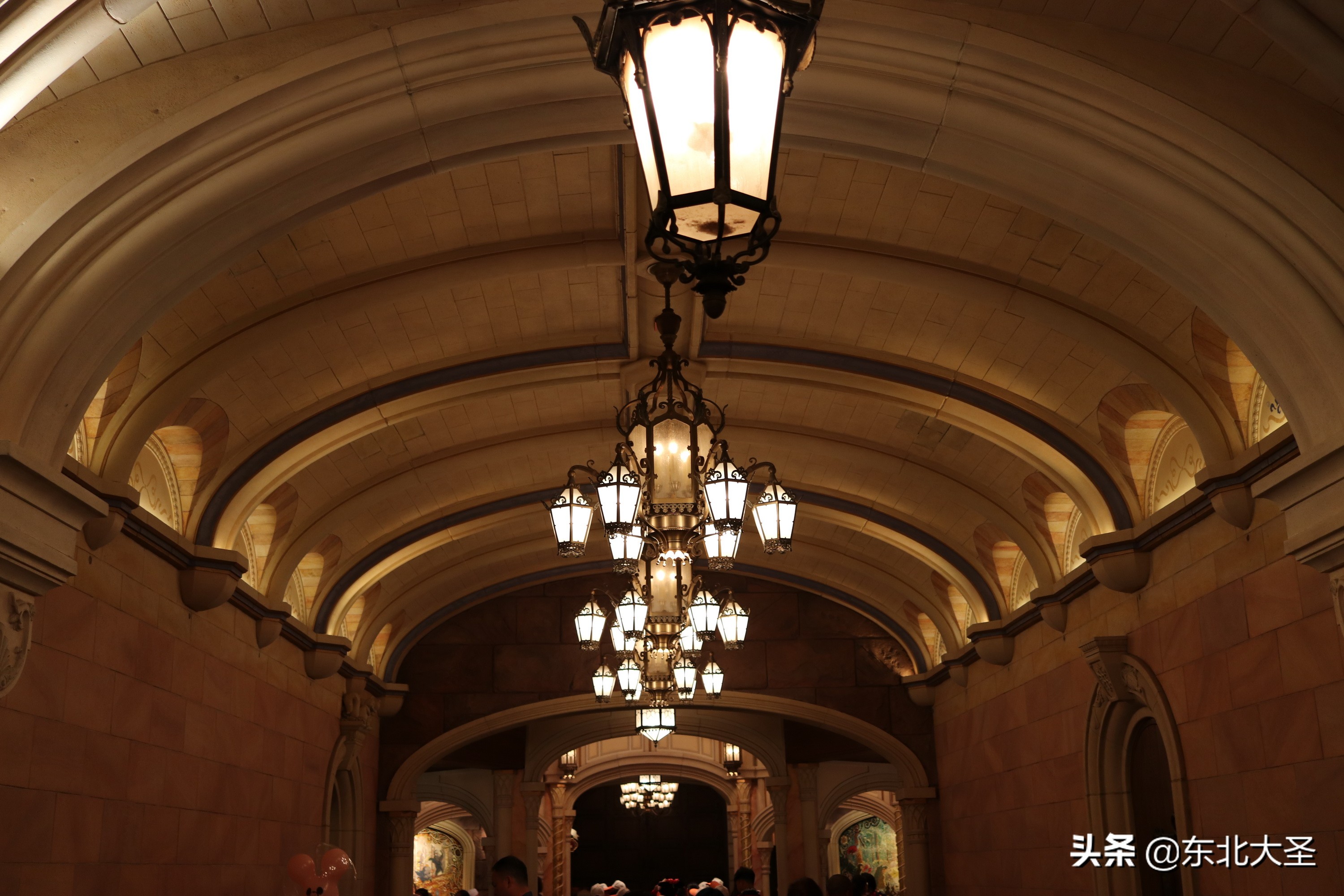 西湖迪士尼自由行攻略,上海南京杭州5日游攻略迪士尼