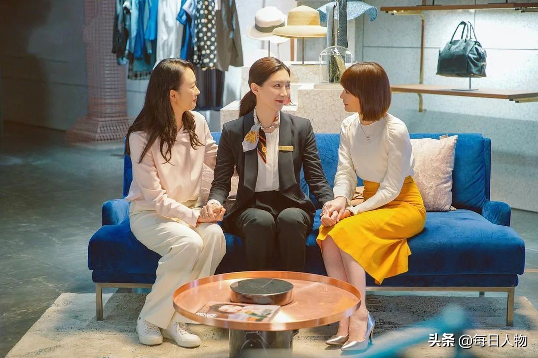 除了亲妈《三十而已》，定位高端的OVV女装，还有亲爹海澜之家