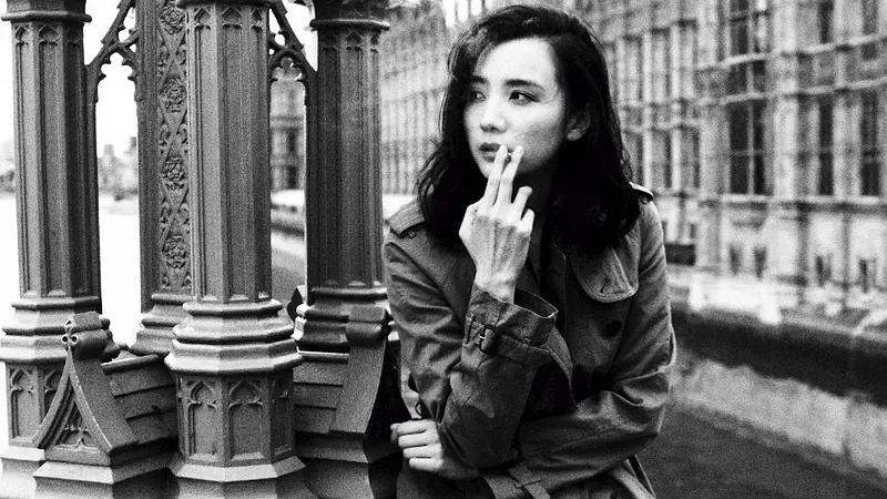 小宋佳风情万种视频 (现实中的小宋佳)