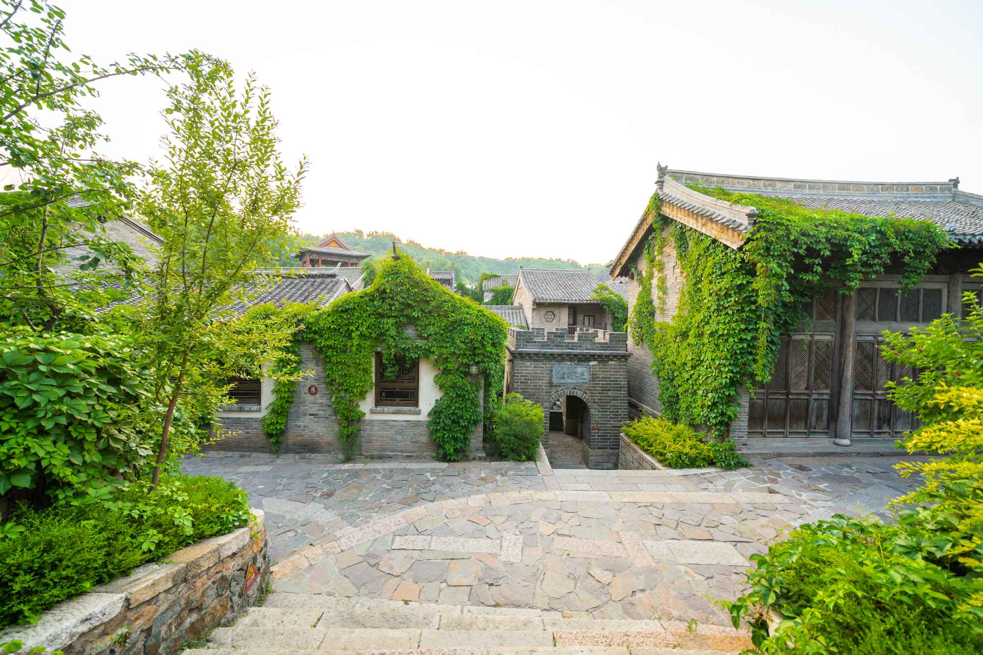 司马台长城的壮观雄奇+北方人的梦里水乡，都在这座京郊水镇了