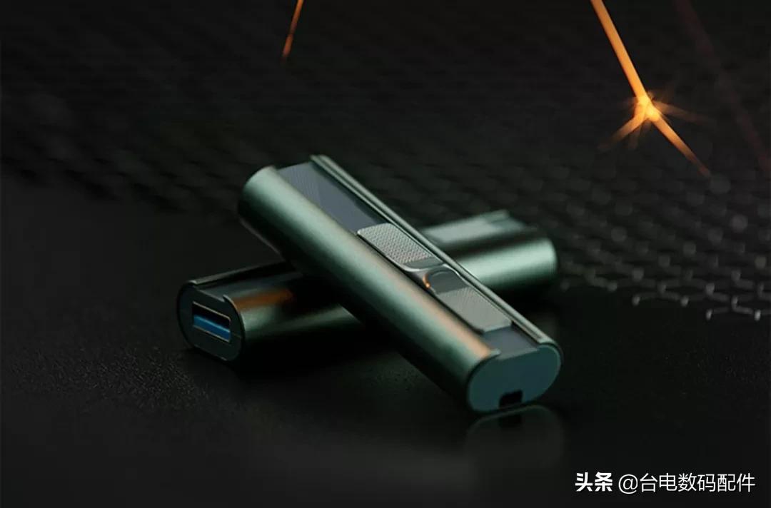 为什么新款锋芒Pro「暗夜绿」的配色很显高级感？