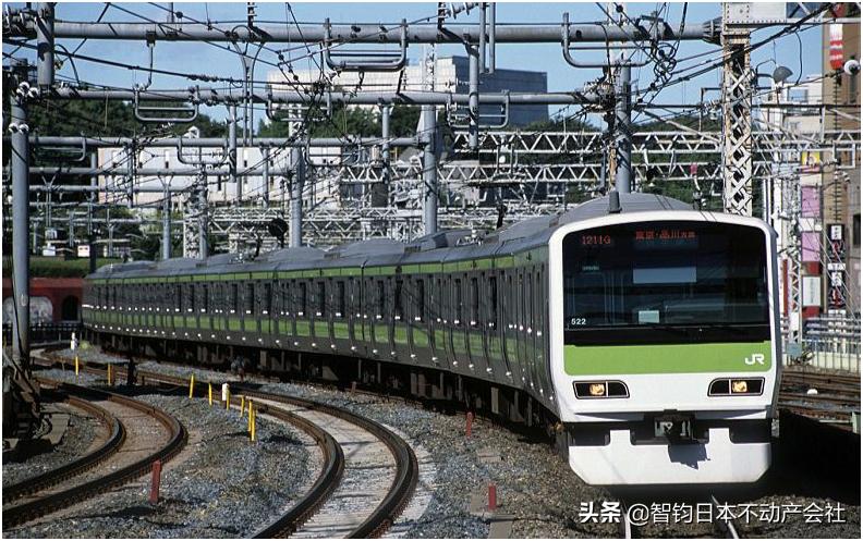 在日本四口之家一个月开销,日本一家每个月生活费