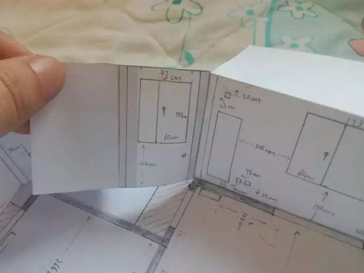 工资5000但月入一万,月薪5000花了1500租房