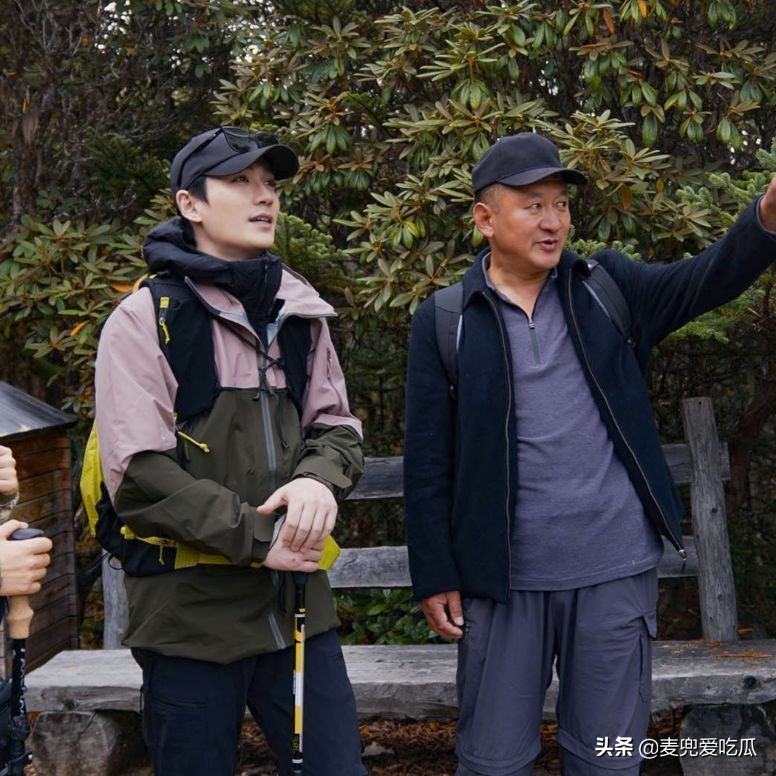 朱一龙品牌大使被曝辱华？曾*制抵**过*疆新**棉，其大粉也拉踩过肖战