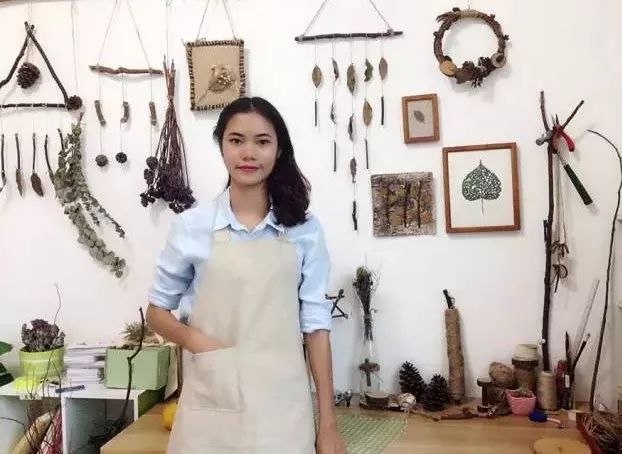 她31岁放弃北漂，回归自然，用枯枝败叶，打造了一个梦幻森林