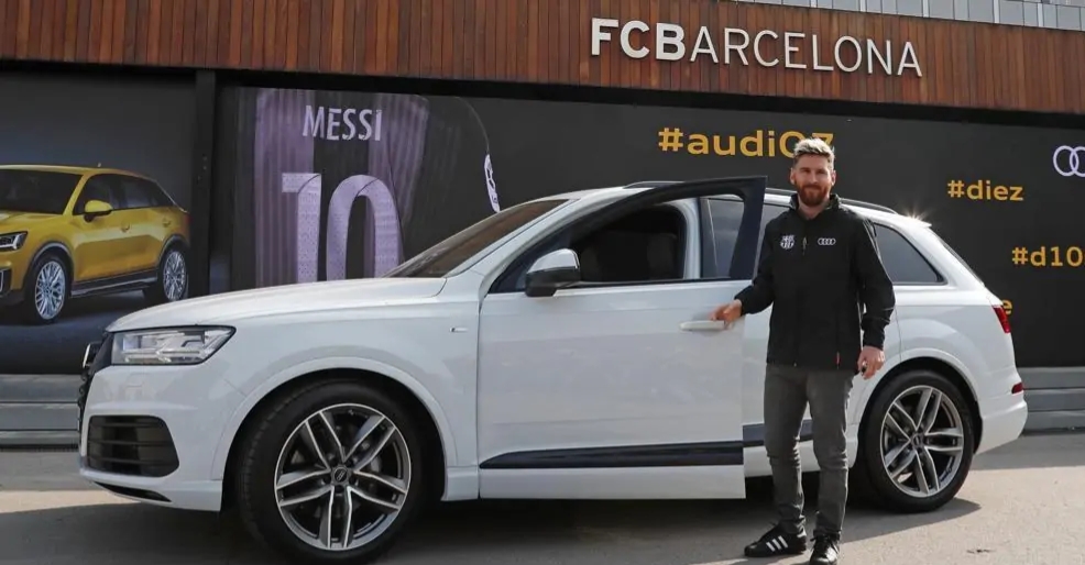 足坛明星的豪车,足坛球星开豪车