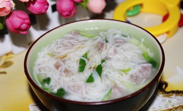 凉菜热菜餐桌该怎么摆,夏季开胃爽口凉菜黄瓜