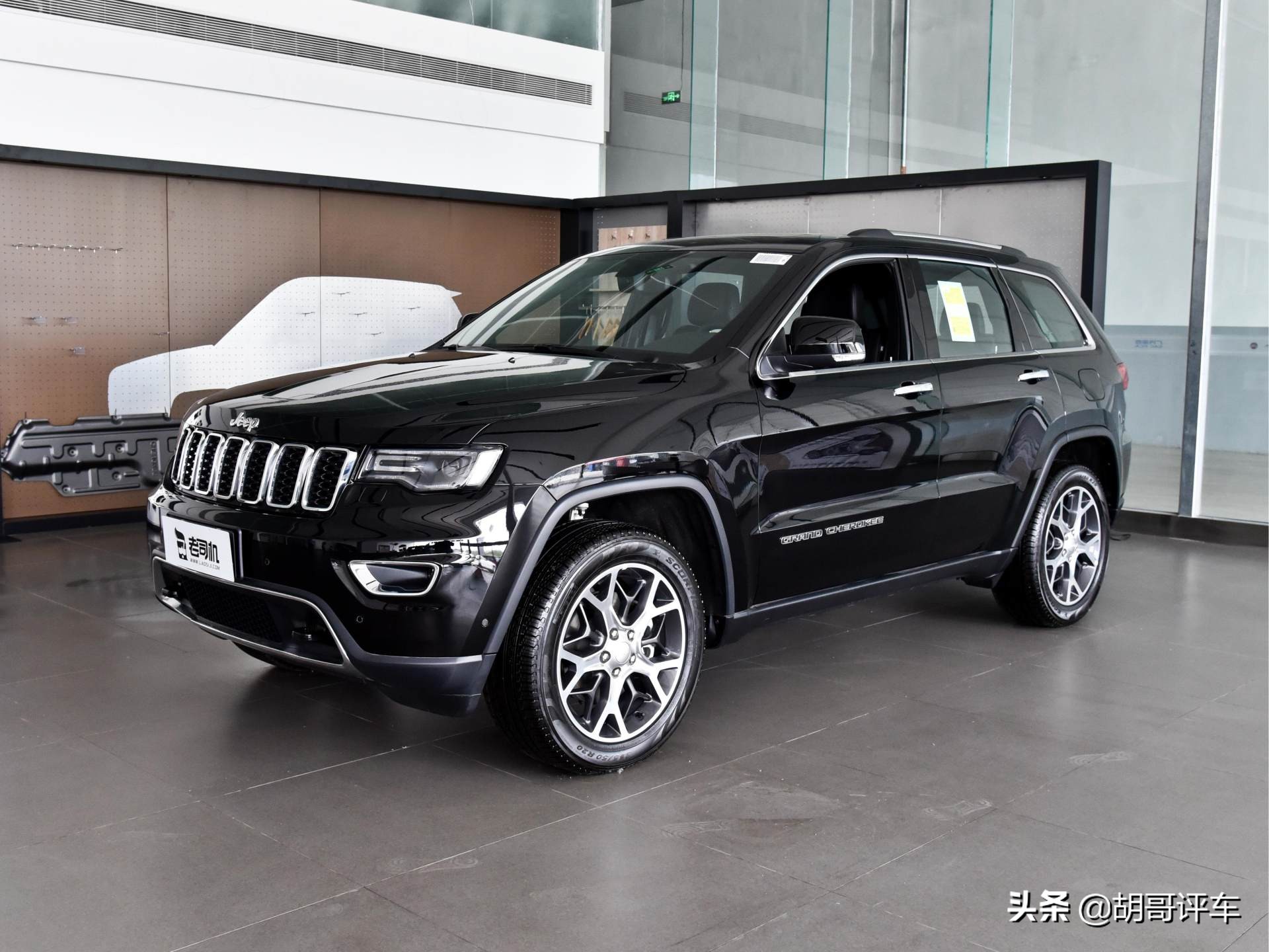 老款吉普jeep大切诺基,60-70万的吉普