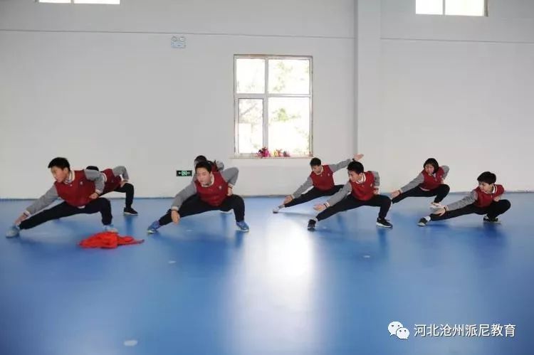 春风十里梦起航，听课评课促成长