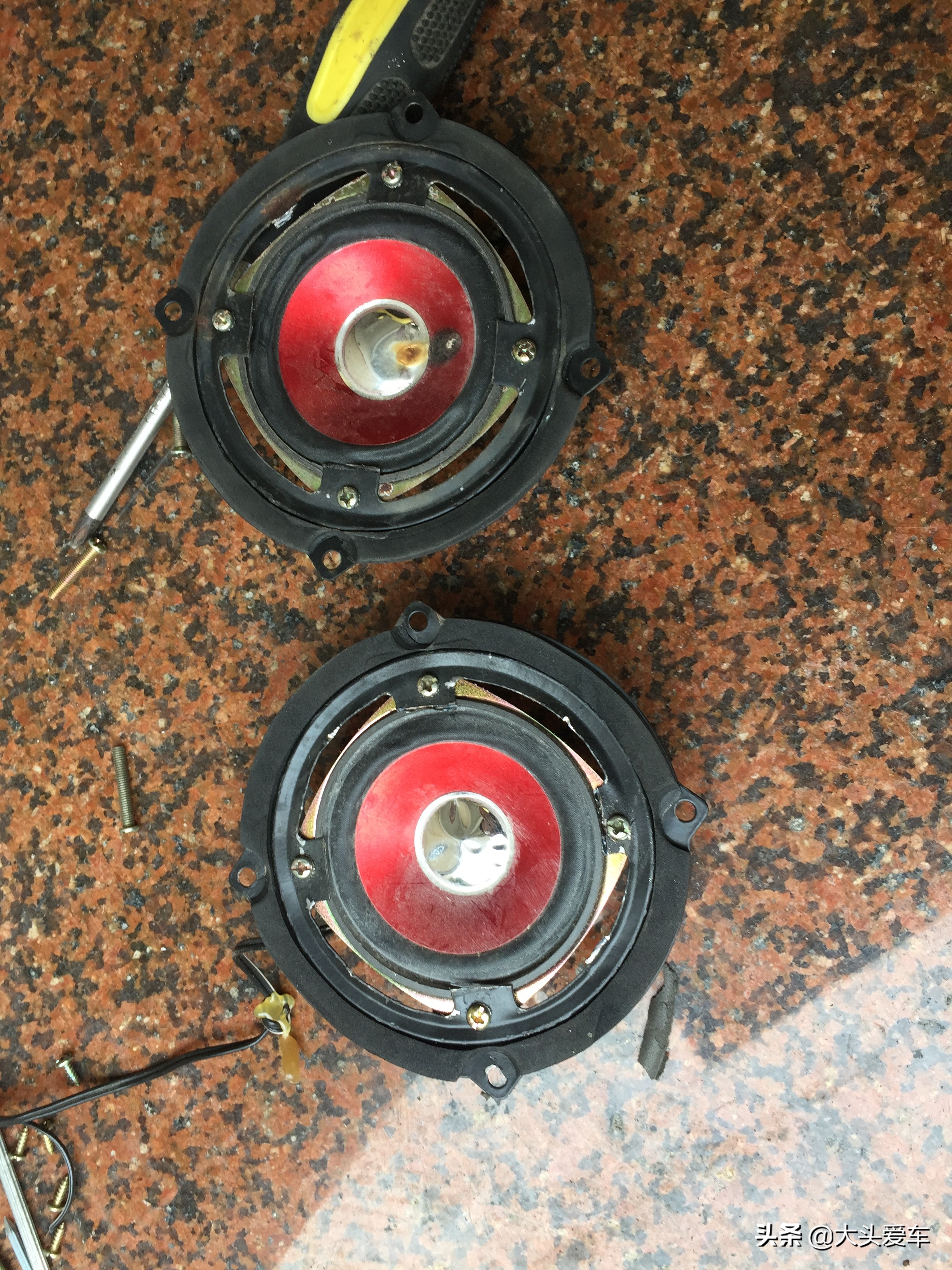 12年奔奔mini换收音机,12年二手奔奔mini