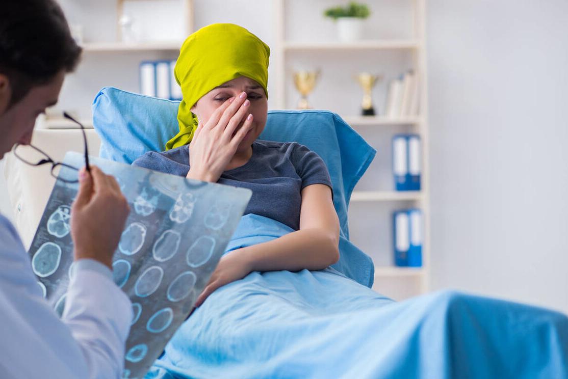 乳房乳根痛是怎么回事,乳房痛要警惕四种病