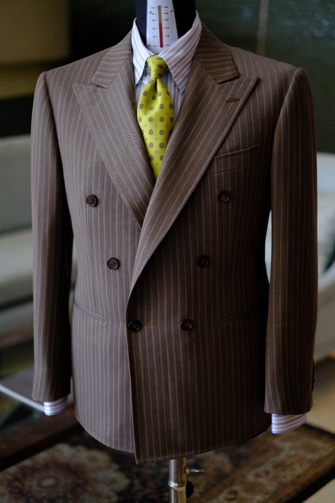 如何挑选一个合适自己的西装,如何正确选择西装