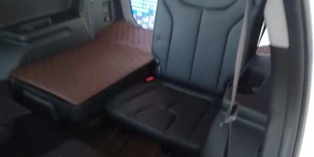 北京现代第四代胜达详细介绍,正面竞争和错位竞争