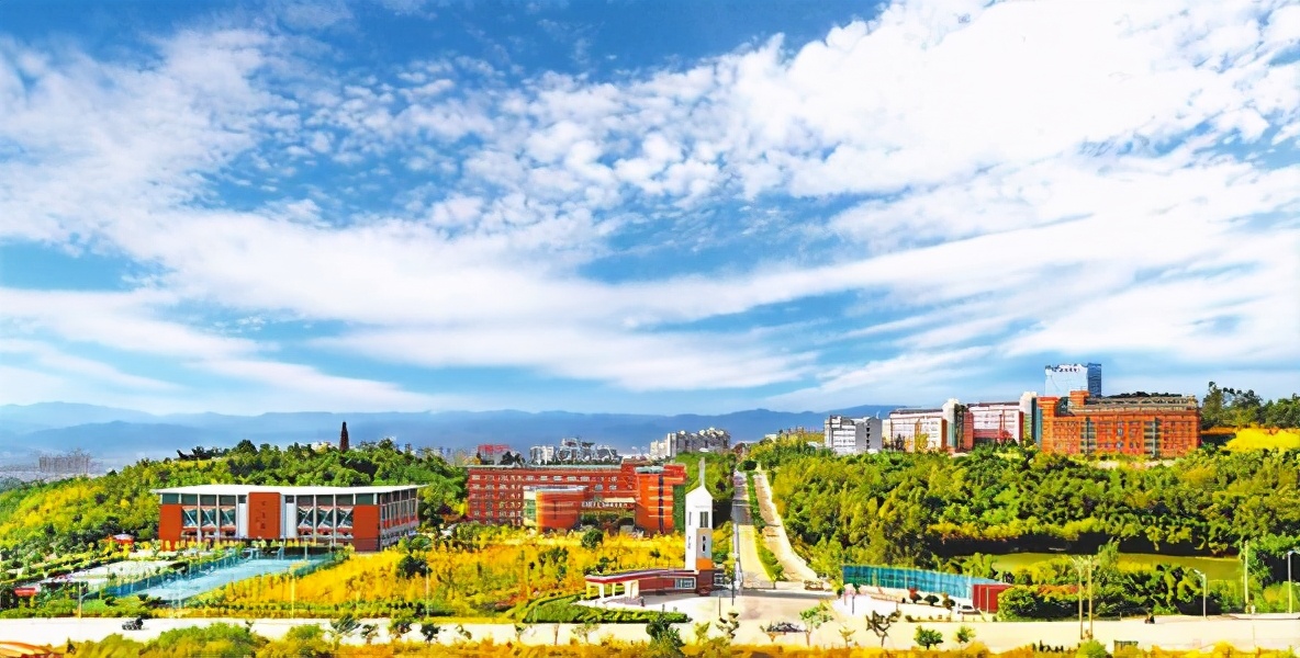 玉溪师范学院凤凰路134号乐队,玉溪师范学院的故事