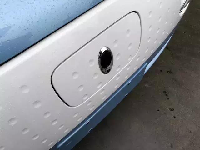 欧拉r1新能源价格,欧拉r1引领新能源小车市场靠什么